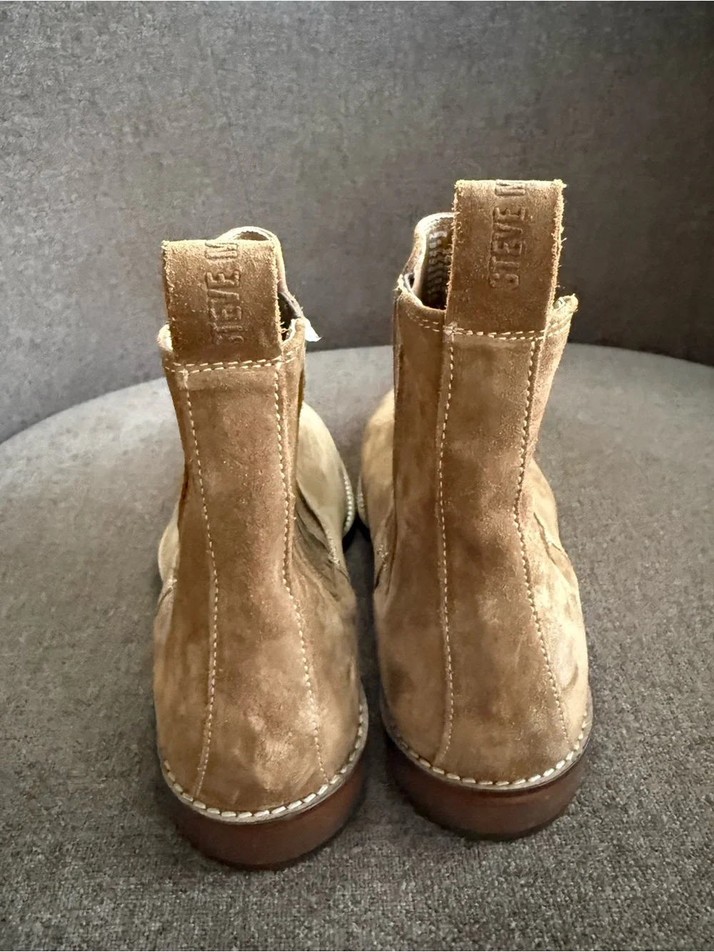 Steve Madden suede chukka
